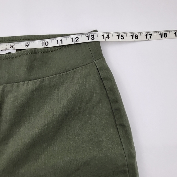 Loft stretch skinny pants! - Picture 5 of 9